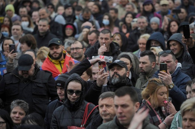 Protest Trg Republike