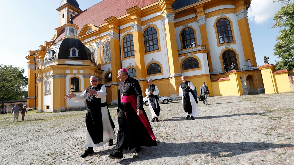 Reaktywacja opactwa należy do nielicznych wyjątków