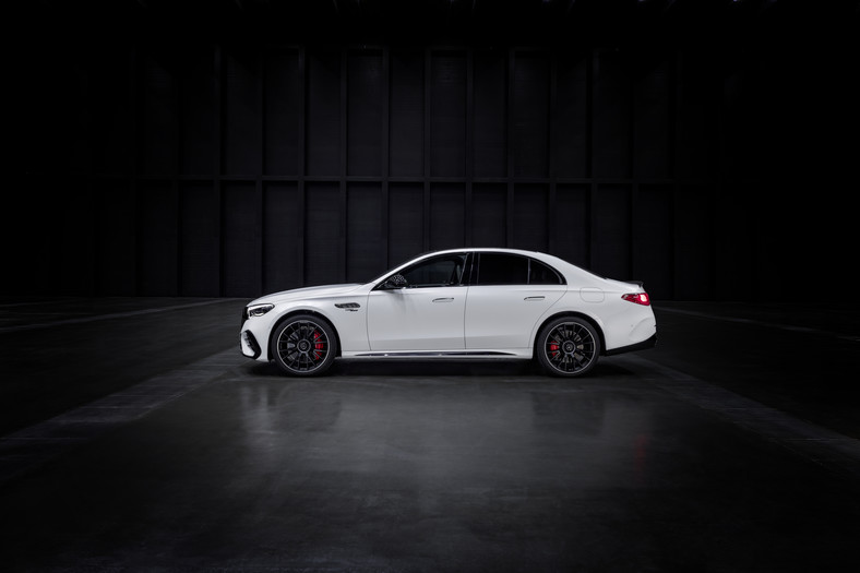 Mercedes-AMG E 53 Hybrid 4Matic+ (2024)