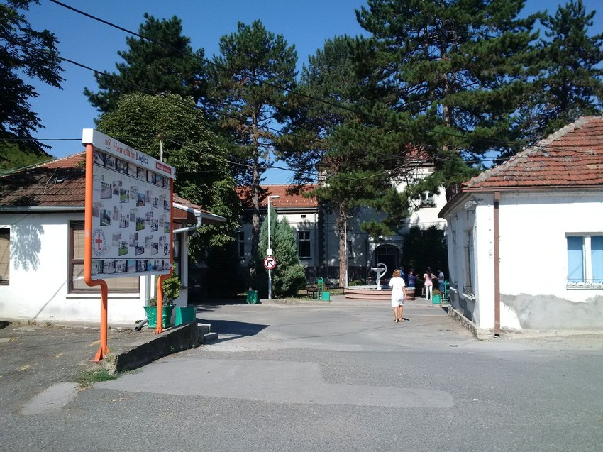 Prokuplje, ulaz u bolnicu