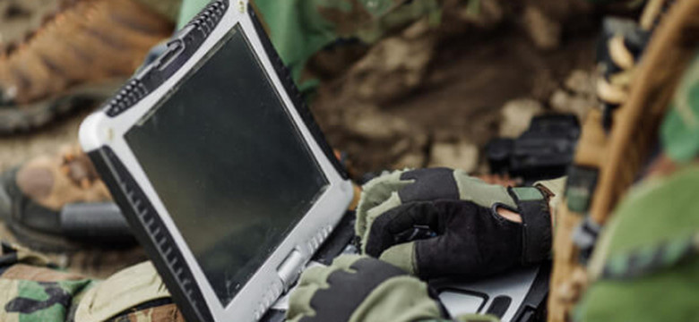 Laptop się przyda, bo "Sofija pójdzie do szkoły". Zdumiewający WYCIEK rozmowy rosyjskiego żołnierza