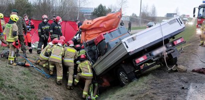 Tragiczny wypadek pod Olsztynem. Dwie osoby nie żyją