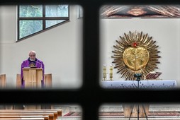 Z danych kościelnych wynika, że w 1989 r. do sądów biskupich wpłynęło 1,25 tys. wniosków o stwierdzenie nieważności małżeństwa, w 2016 r. ponad 3,7 tys.