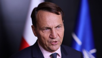 Sikorski ostro o Moskwie: „W które rosyjskie kłamstwo mamy wierzyć?”