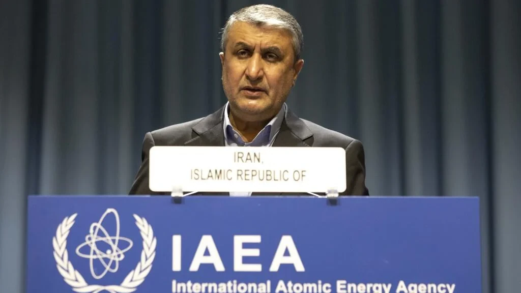 Vedúci Iránskej organizácie pre atómovú energiu (AEOI) Mohammad Eslámí.
