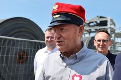 To będzie najdłuższy tunel kolejowy w Polsce. Podróż do Krakowa skróci się aż o 1,5 godziny [ZDJĘCIA]