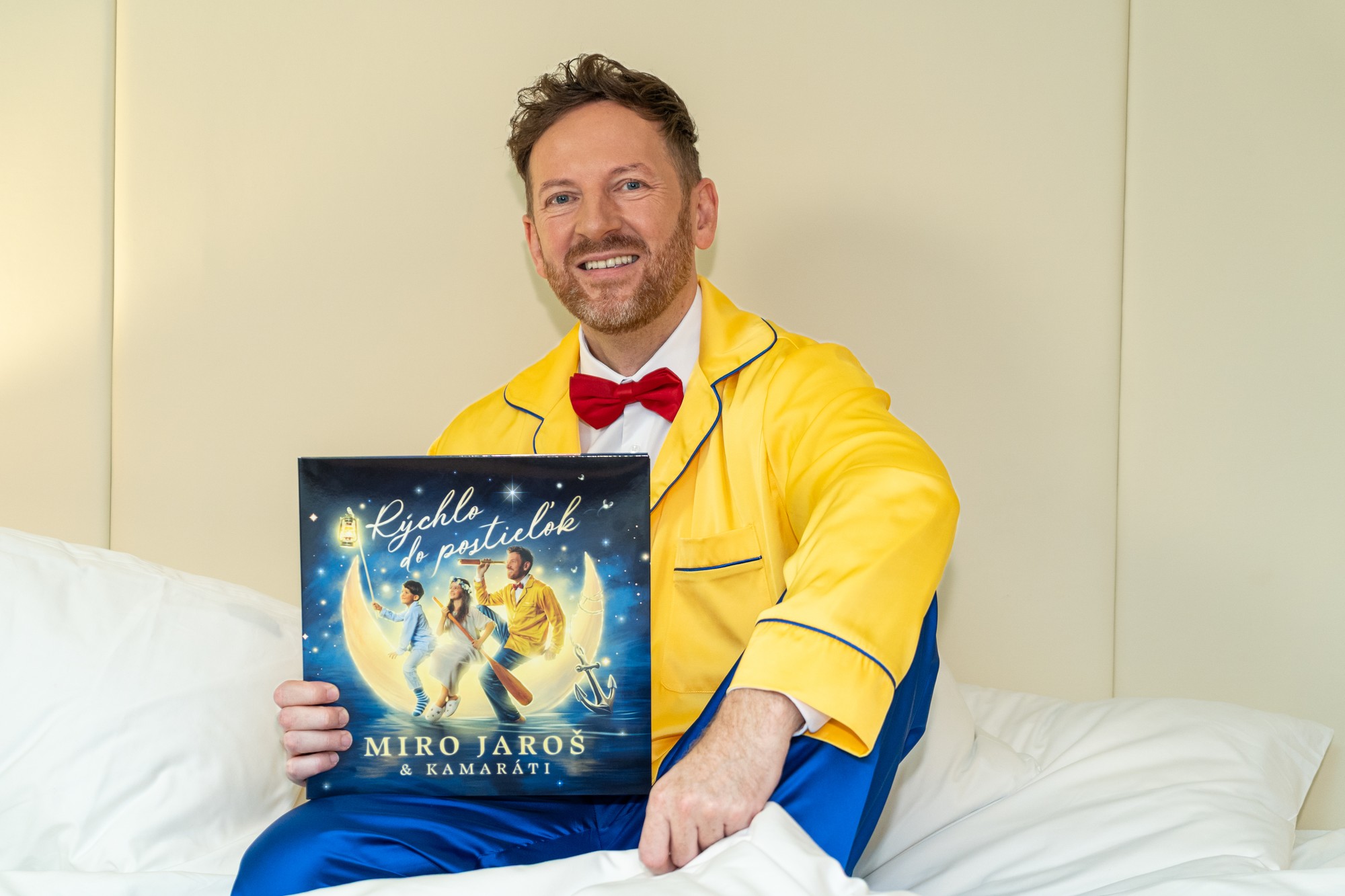 Miro Jaroš s albumom Rýchlo do postieľok.