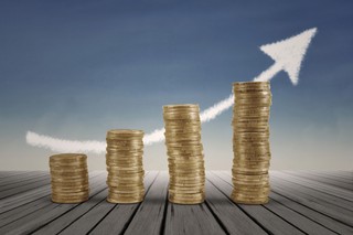 Bezrobocie spadnie, wynagrodzenia wzrosną [PROGNOZA NBP]