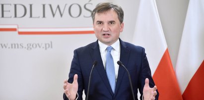 Minister Ziobro nie będzie z tego zadowolony. Polacy chcą kompromisu z Unią i źle oceniają zmiany w sądownictwie