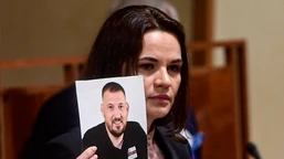 władze białorusi uwolniły trzech obywateli polski. w tej grupie jest t