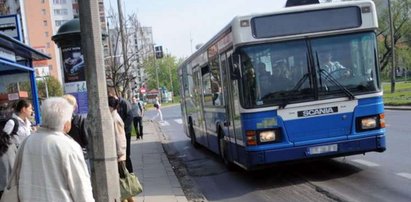 Nigeryjczyk pogryzł kontrolera w Krakowie. Miał HIV?