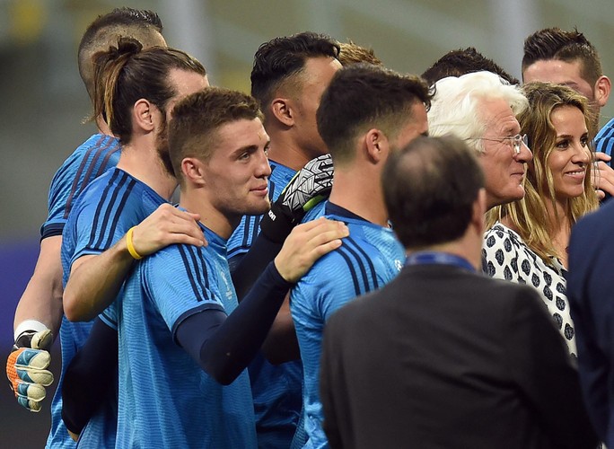 Richard Gere trenował na San Siro z piłkarzami Realu Madryt