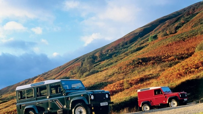 Land Rover Defender: legenda off-roadu