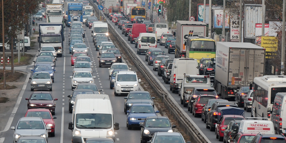 Korki na Wszystkich Świętych w Warszawie