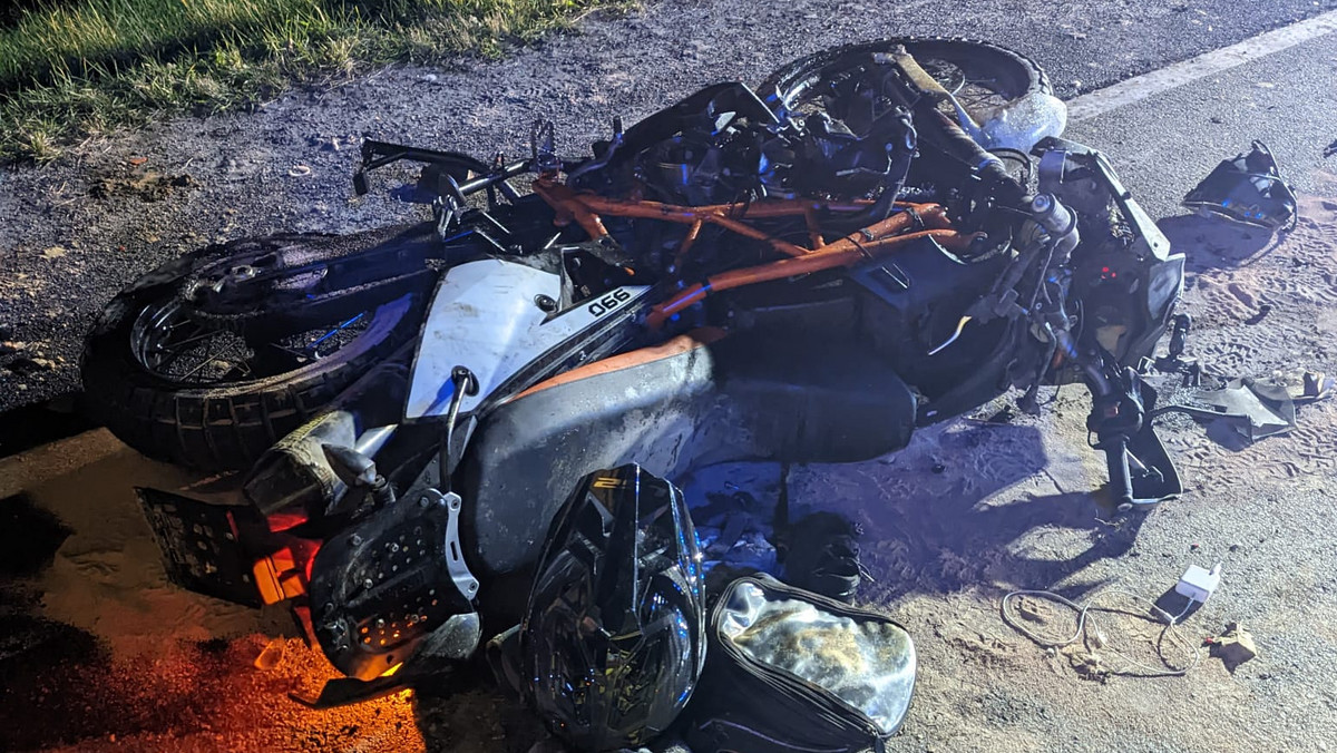 Motocyklista zderzył się z koparką. 27-latek zginął na miejscu