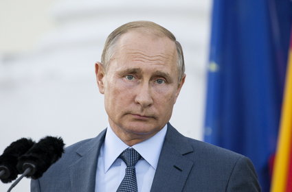 Putin szuka pretekstu, który umożliwiłby mu zaatakowanie Ukrainy i zrzucenie winy na NATO, twierdzą eksperci