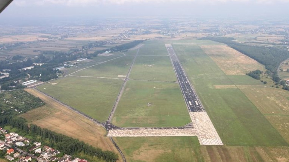 Port Lotniczy Radom rozpoczyna pierwszą rekrutację pracowników. Na początek zarząd spółki planuje zatrudnić kilkanaście osób.