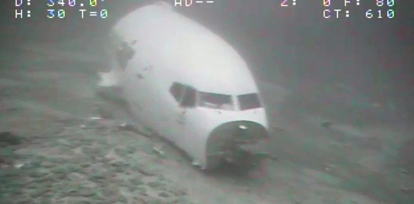 Boeing zawrócił nad oceanem i zniknął z radarów. Pokazano zdjęcia wraku z dna