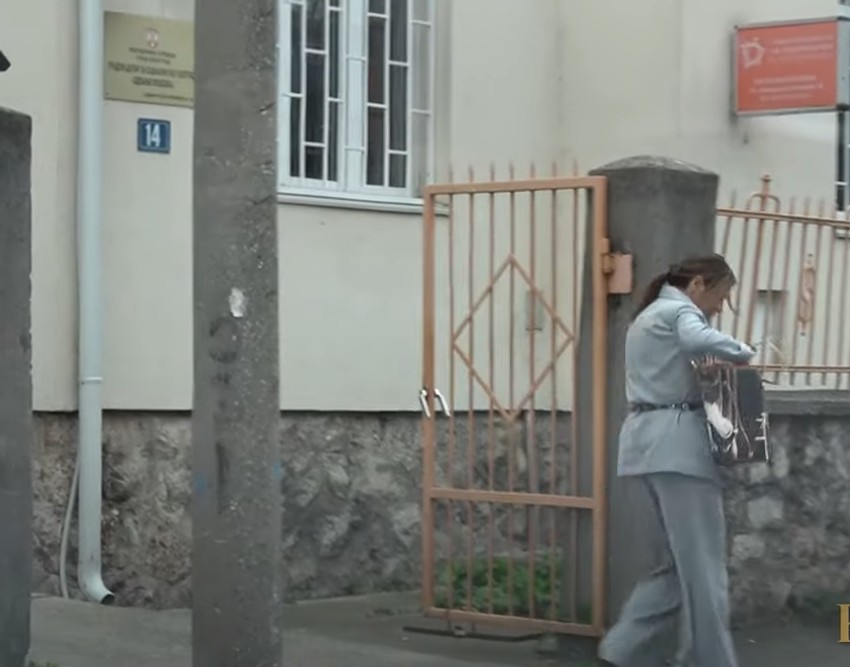 Porodična drama Ane i Raste