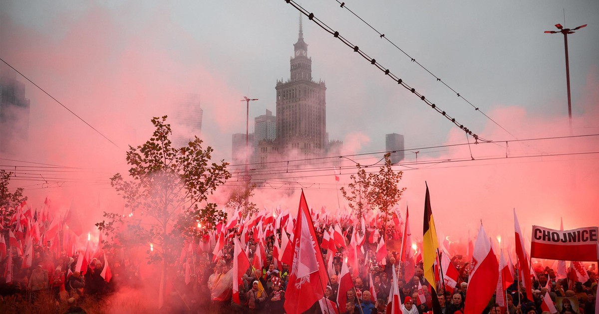 Skandaliczne obrazki na Marszu Niepodległości 2025. Dziennikarz zdążył wszystko nagrać