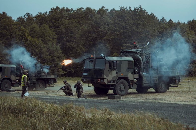 Dwa zestawy PSR-A Pilica z 35. Skwierzyńskiego dywizjonu rakietowego Obrony Powietrznej w trakcie międzynarodowego szkolenia NATO pk. Ramstein Legacy 2024.