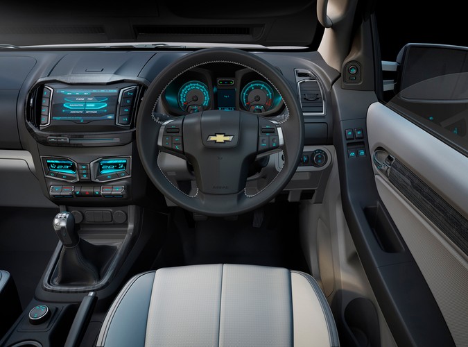 Chevrolet Colorado wejdzie do sprzedaży w Tajlandii w tym roku, zaś na pozostałe rynki zostanie prawdopodobnie wprowadzone w roku 2012...