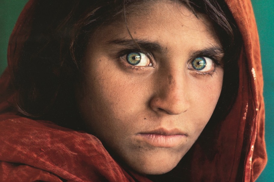 Steve McCurry - Afghan Girl. 283 200 zł