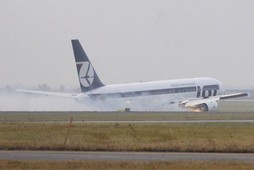 boeing 767 awryjnie ląduje 2