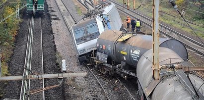 Groza w Gnieźnie. Wykoleił się pociąg przewożący siarkę