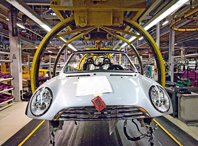 Z brytyjskiej fabryki wyjechała ostatnia sztuka mini bez dachu