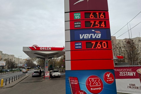 Znamy nowe ceny paliw. Benzyna drożeje, ropa z niewielką obniżką