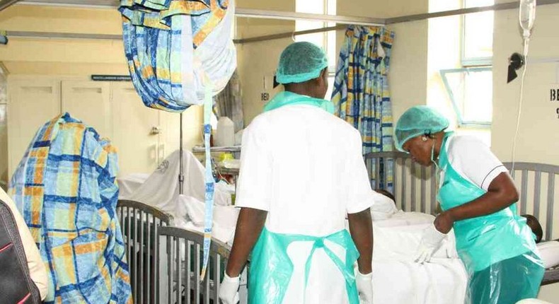 Medics attending to a patient in a Kenyan hospital (Twitter)