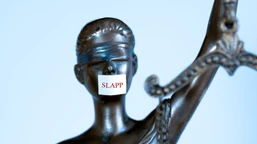 dlaczego przepisy anty-slapp są dobre dla debaty publicznej? polemika