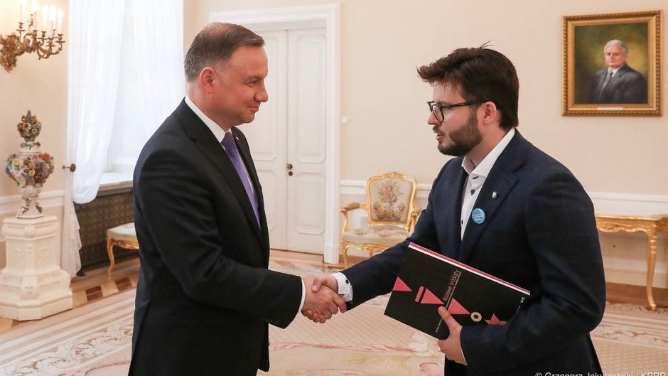 Andrzej Duda podczas spotkania z Bartoszem Staszewskim