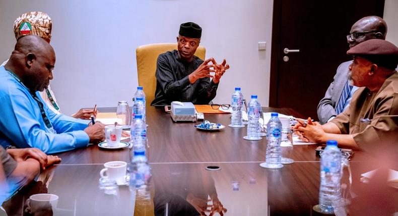 Vice President Yemi Osinbajo and the Minister of Labour and Employment, Mr Chris Ngige meet the leaders of the Trade Union Congress over the Minimum Wage debacle [Twitter/@ProfOsinbajo]