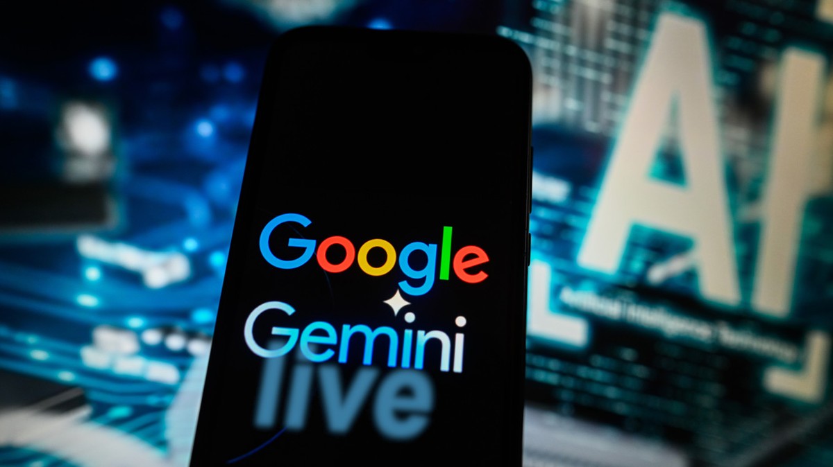 Mintha csak egy emberrel beszélgetnénk: megszólalt a Google a Gemini Live bevezetésének menetrendjéről