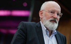 Timmermans wiceszefem nowej komisji. Dostał poparcie w Parlamencie Europejskim