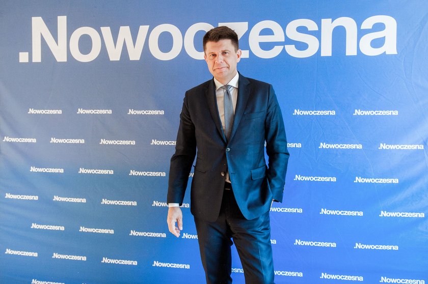 Ryszard Petru walczy o 28 milionów zł dla Nowoczesnej