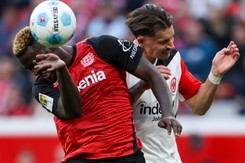 Skasowane auto i krew na rękach. Znany piłkarz miał szczęście w nieszczęściu