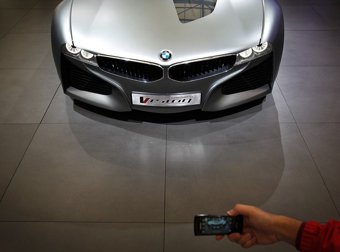 Salon samochodowy w Szanghaju... Jest na czym zawiesić oko :)