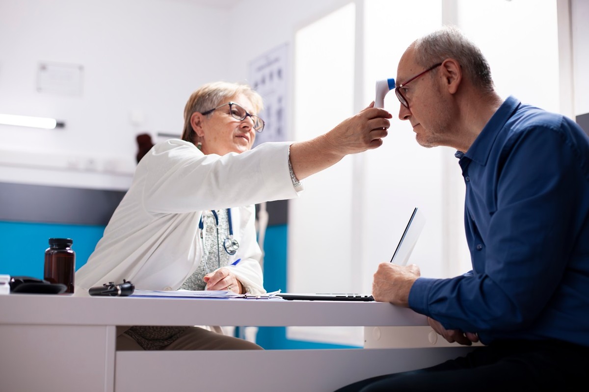 Epidemiczna fala grypy w Polsce. Tysiąc zgonów i gwałtowny wzrost liczby L4