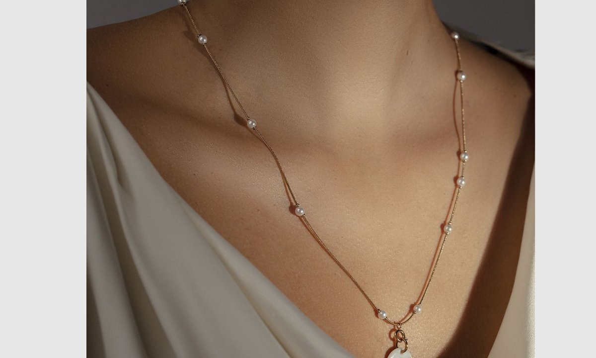 Black Week:"Ten medalik z masy perłowej przynosi mi szczęście" Bransoletka za 200zł gratis!