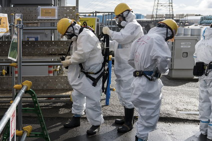 Problem z Fukushimą. Topnieje lodowa zapora oddzielająca skażoną wodę od wód gruntowych