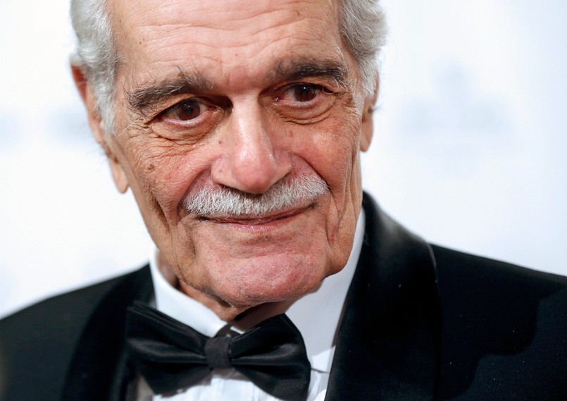 Omar Sharif był najpopularniejszym egipskim aktorem. Jedynym, któremu udało się zrobić światową karierę. Zagrał w 118 filmach, ale największą sławę przyniosły mu dwa filmowe przeboje – "Lawrence z Arabii" i "Doktor Żywago".