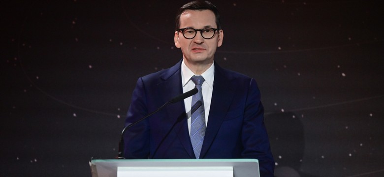 Morawiecki: Nie obawiam się, że władzę przejmą roboty o twarzy Schwarzeneggera, ale...