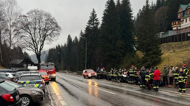 Tragiczny finał poszukiwań pod Śnieżką. Zwłoki matki i dziecka znalezione w lesie