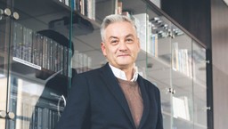 Biedroń: Potrzeba nam skuteczności Kaczyńskiego [WYWIAD]