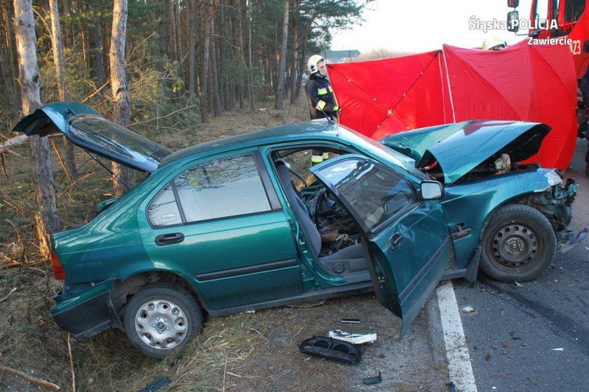 Wjechał autem w ciężarówkę. Nie żyje