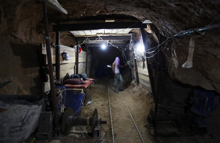 Strefa Gazy - Egipt. Podziemne tunele przemytników
