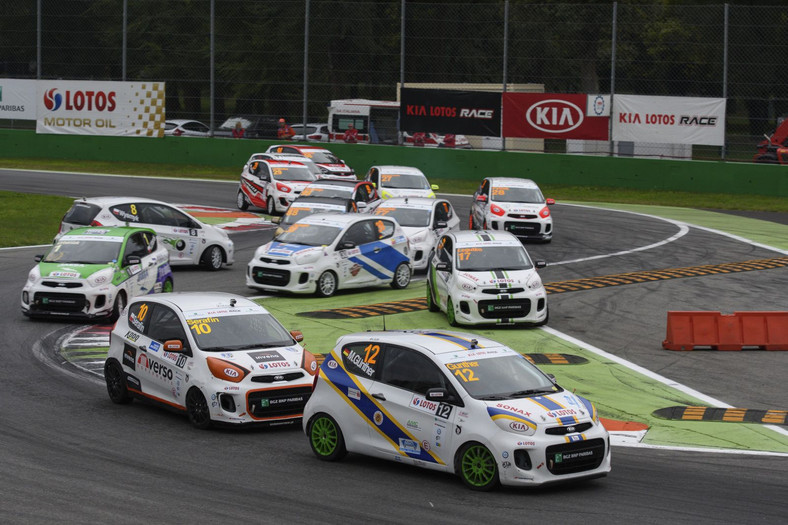 Kia Lotos Race